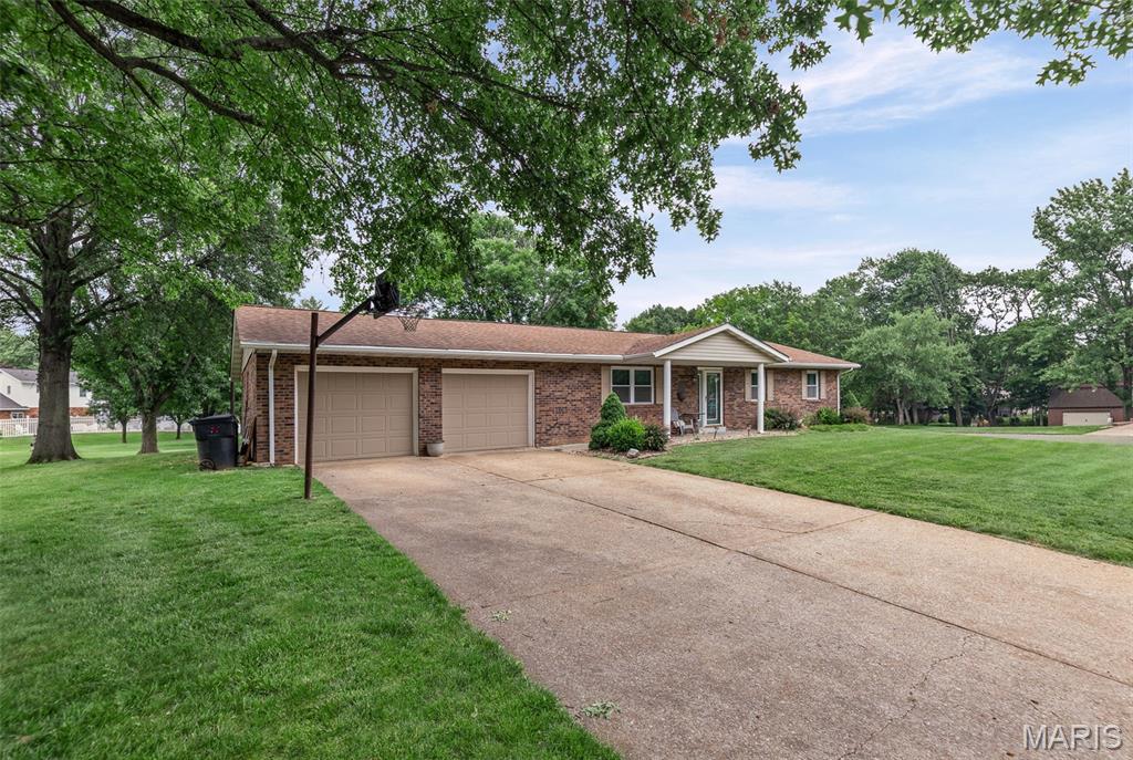 707 Pine Tree Lane, Freeburg, IL, 62243