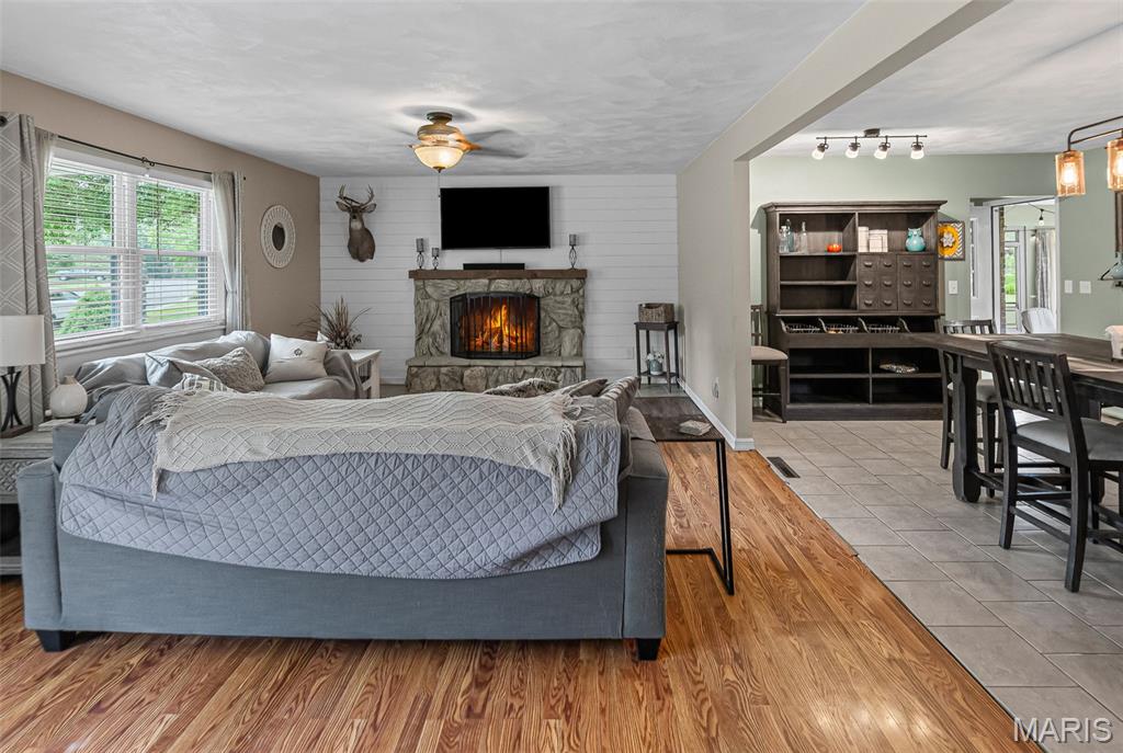 707 Pine Tree Lane, Freeburg, IL, 62243