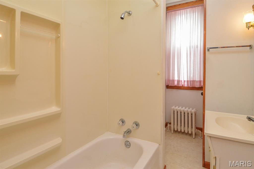 611 E Olive Street, Red Bud, IL, 62278