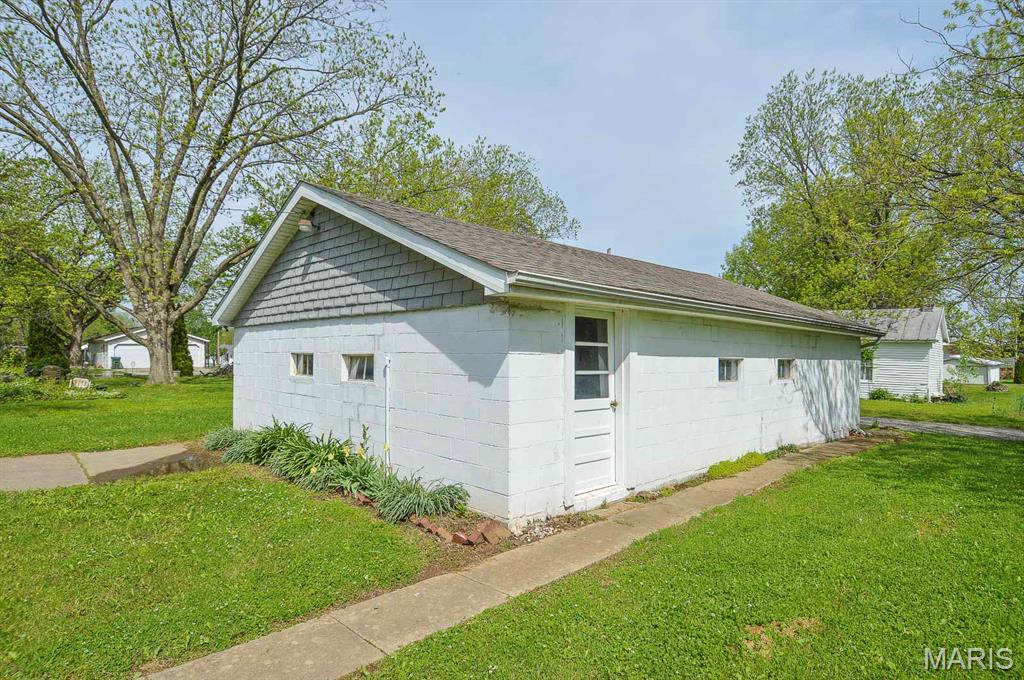 611 E Olive Street, Red Bud, IL, 62278