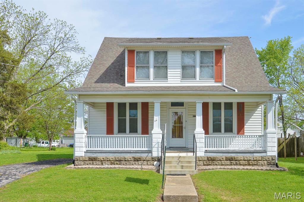 611 E Olive Street, Red Bud, IL, 62278