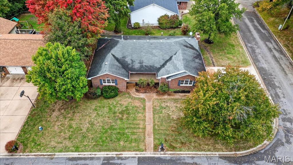 201 Oak Tree Drive, Columbia, IL, 62236-1145