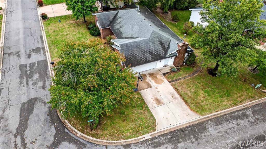 201 Oak Tree Drive, Columbia, IL, 62236-1145