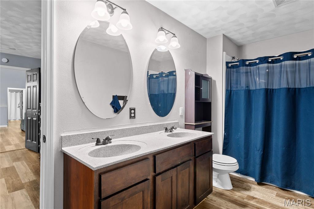 223 N Cedar Bluff Drive, Valmeyer, IL, 62295