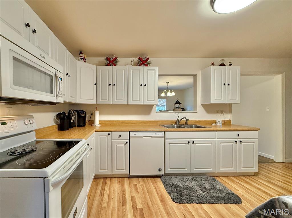 3847 Parkway Lane, Arnold, MO, 63010