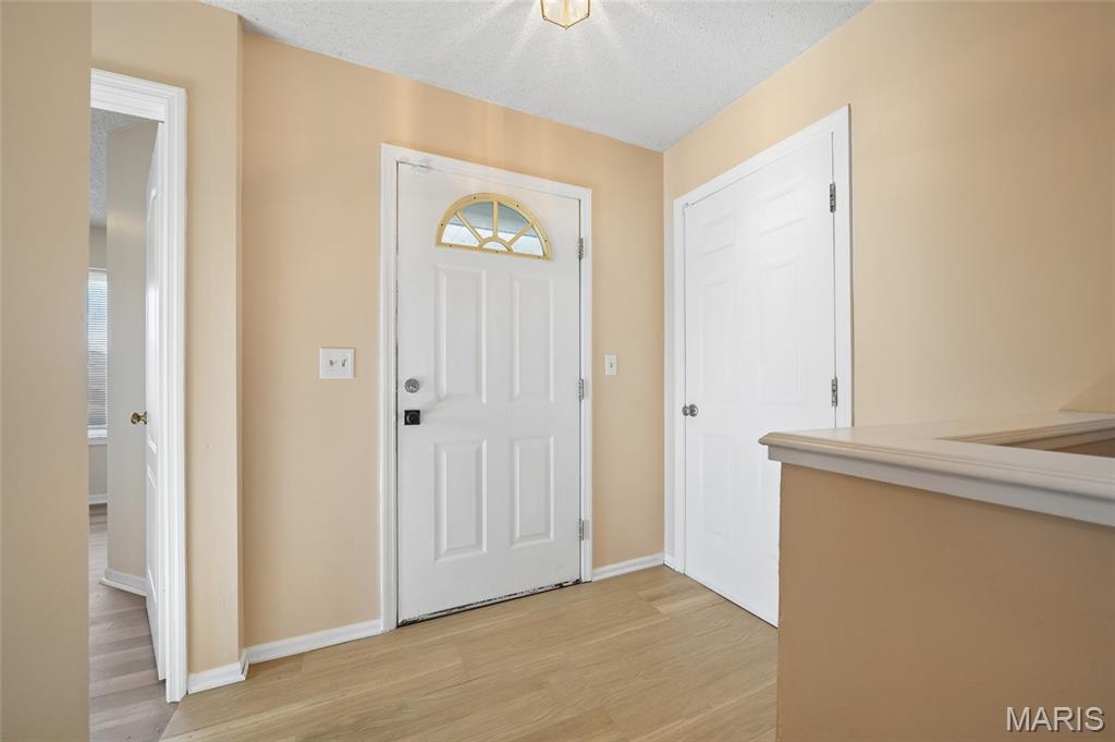 1203 Advance Drive, Florissant, MO, 63031-1421