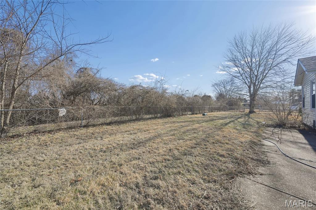 1203 Advance Drive, Florissant, MO, 63031-1421