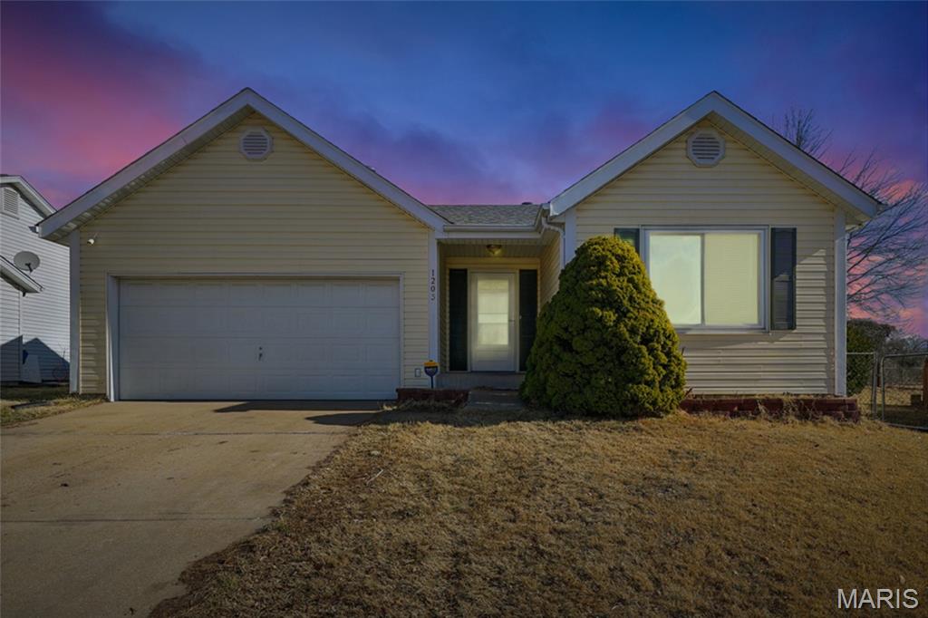 1203 Advance Drive, Florissant, MO, 63031-1421