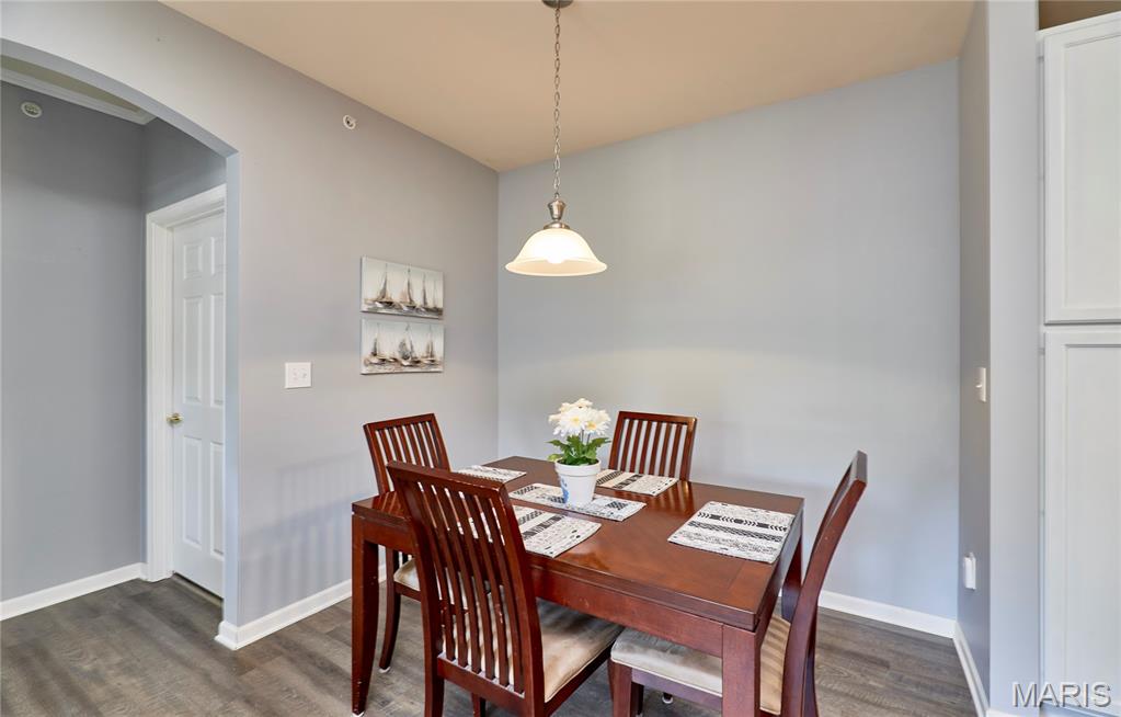 37 Kassebaum Lane #203, St Louis, MO, 63129
