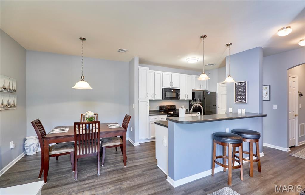 37 Kassebaum Lane #203, St Louis, MO, 63129