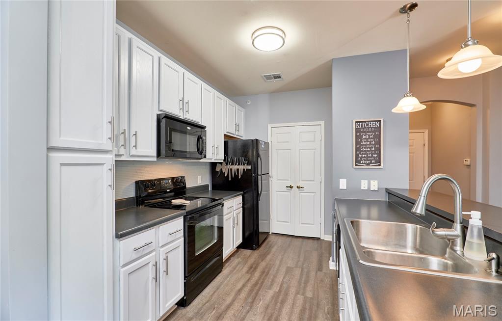 37 Kassebaum Lane #203, St Louis, MO, 63129