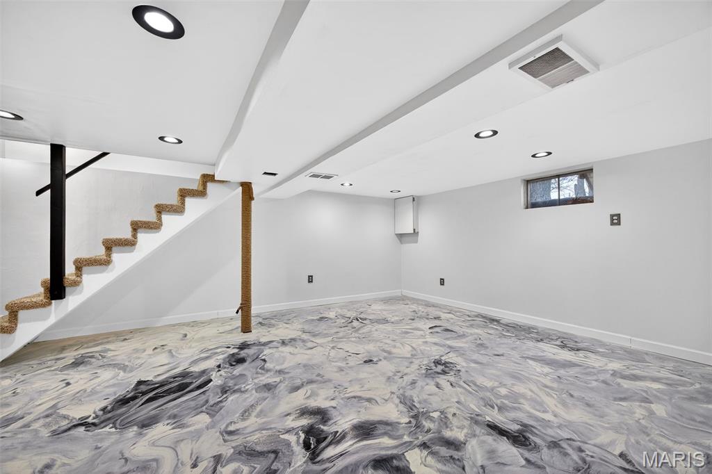 713 Plaza Drive, O'Fallon, MO, 63366