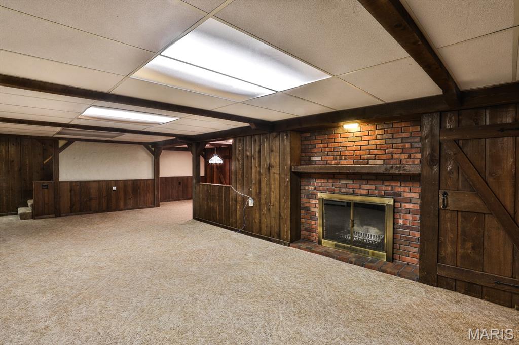 127 S Cardinal Lane, St Charles, MO, 63301-1284