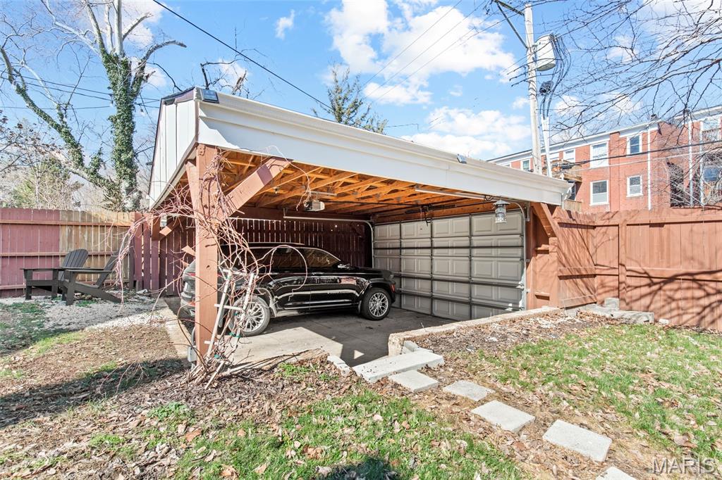 6117 Westminster Place, St Louis, MO, 63112-6311