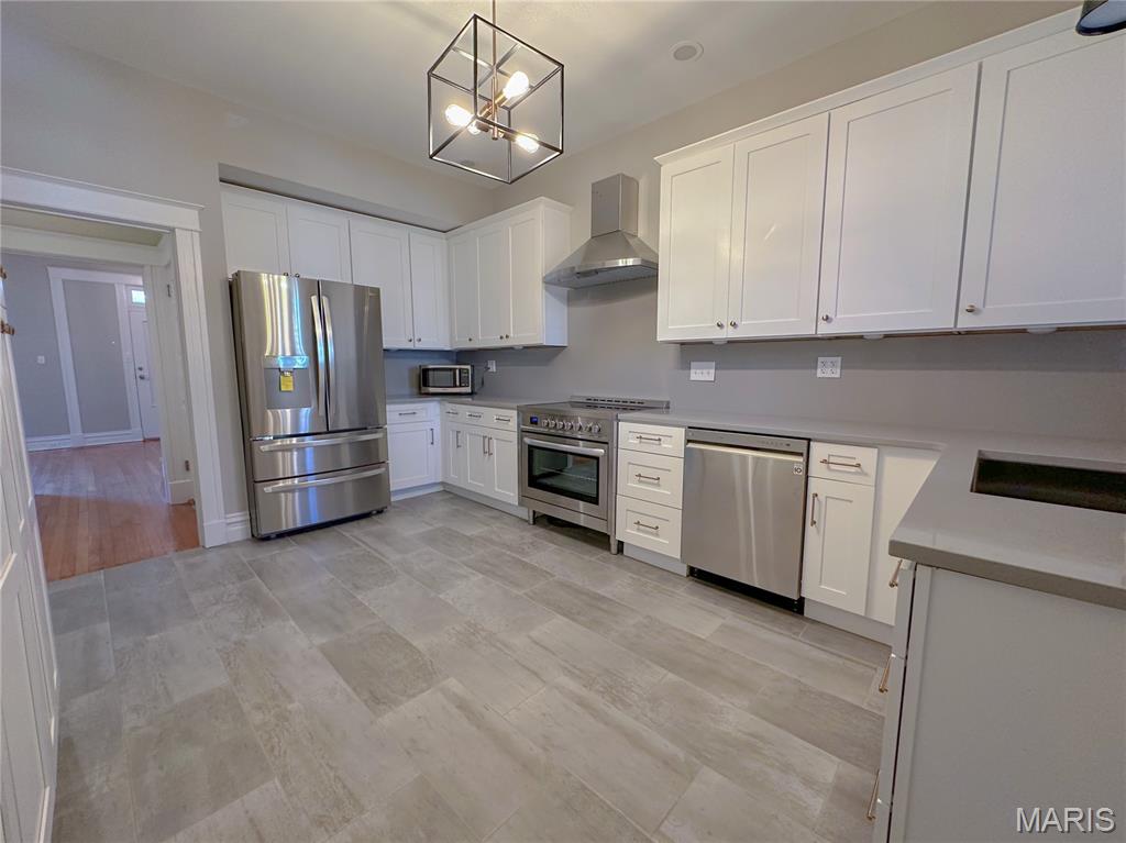 6117 Westminster Place, St Louis, MO, 63112-6311