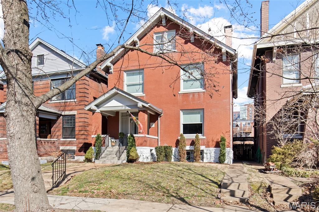 6117 Westminster Place, St Louis, MO, 63112-6311