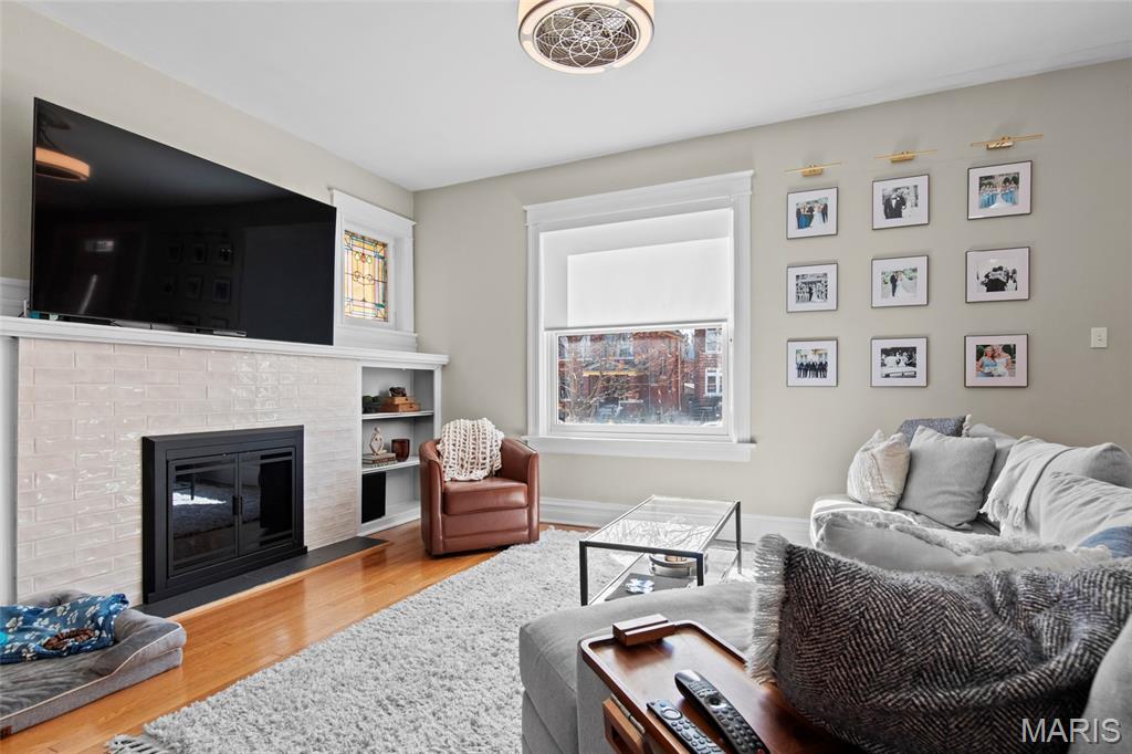 6117 Westminster Place, St Louis, MO, 63112-6311