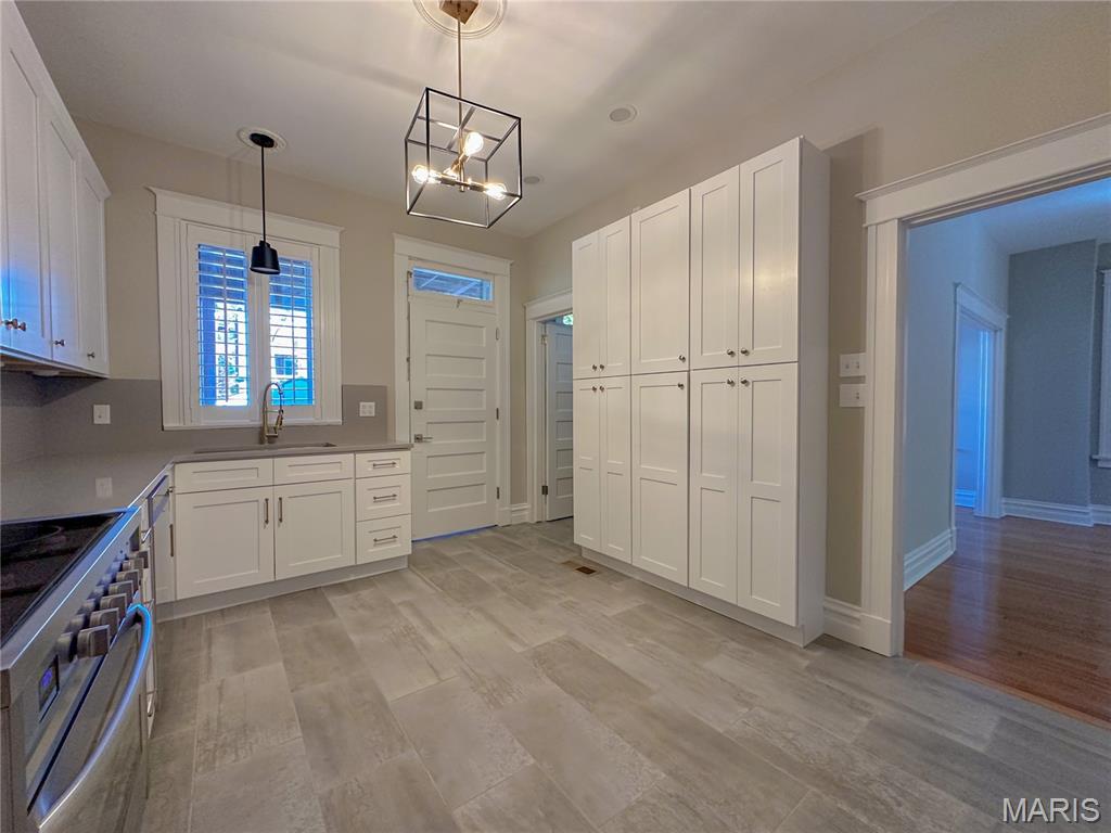 6117 Westminster Place, St Louis, MO, 63112-6311