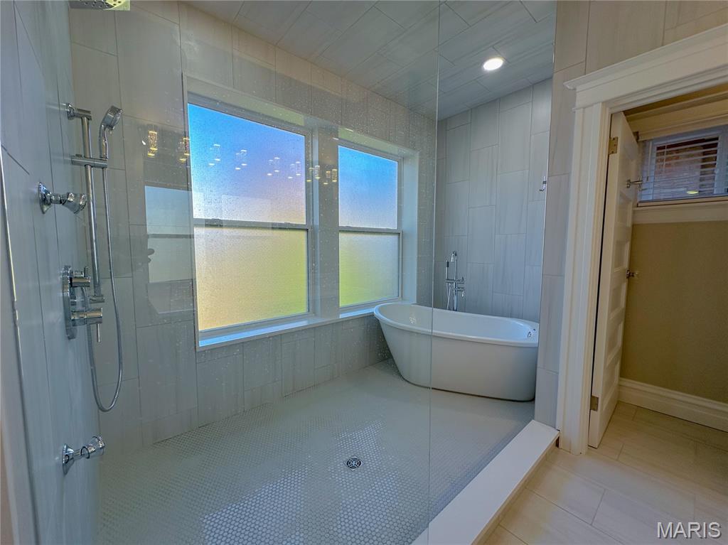 6117 Westminster Place, St Louis, MO, 63112-6311