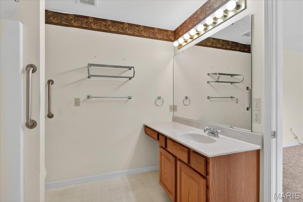 307 Longview Drive, Columbia, IL, 62236-2080