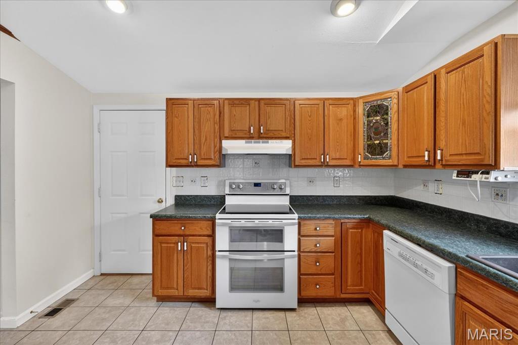 307 Longview Drive, Columbia, IL, 62236-2080