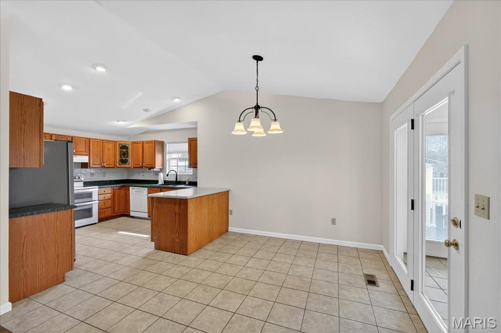 307 Longview Drive, Columbia, IL, 62236-2080