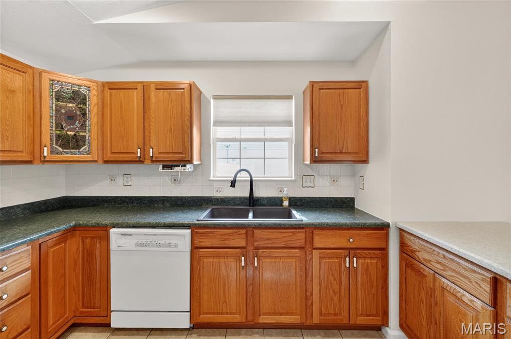 307 Longview Drive, Columbia, IL, 62236-2080