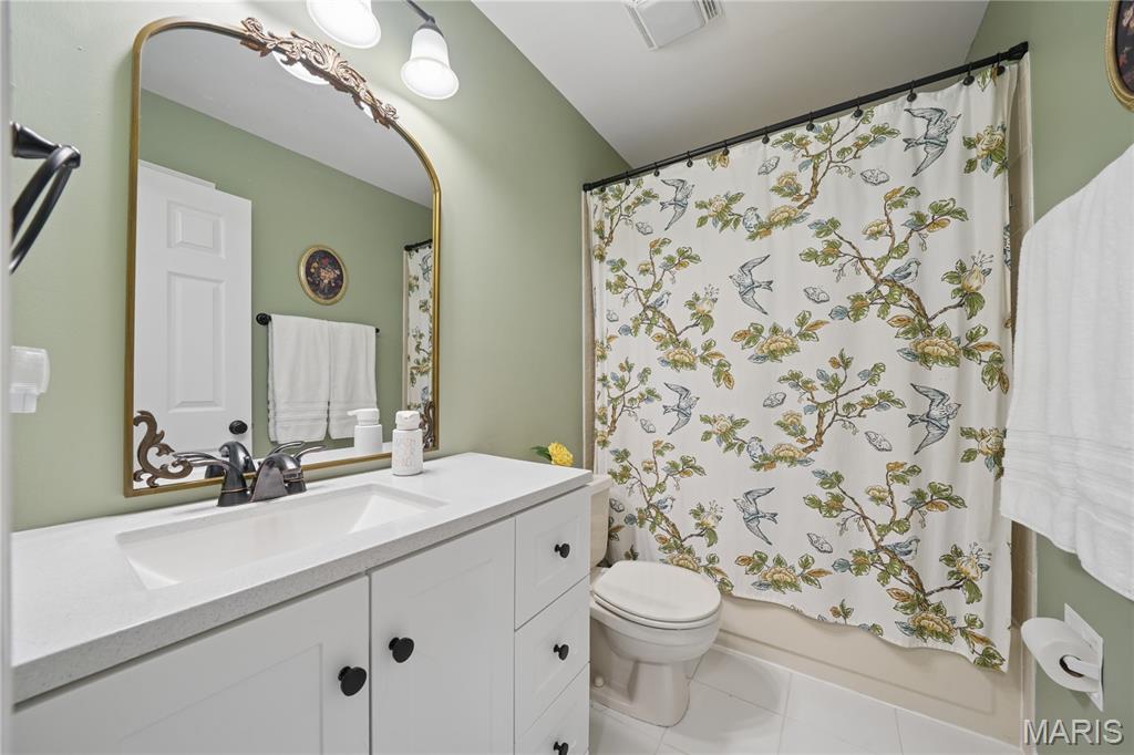 583 Mcbride Pointe Drive, Wildwood, MO, 63011
