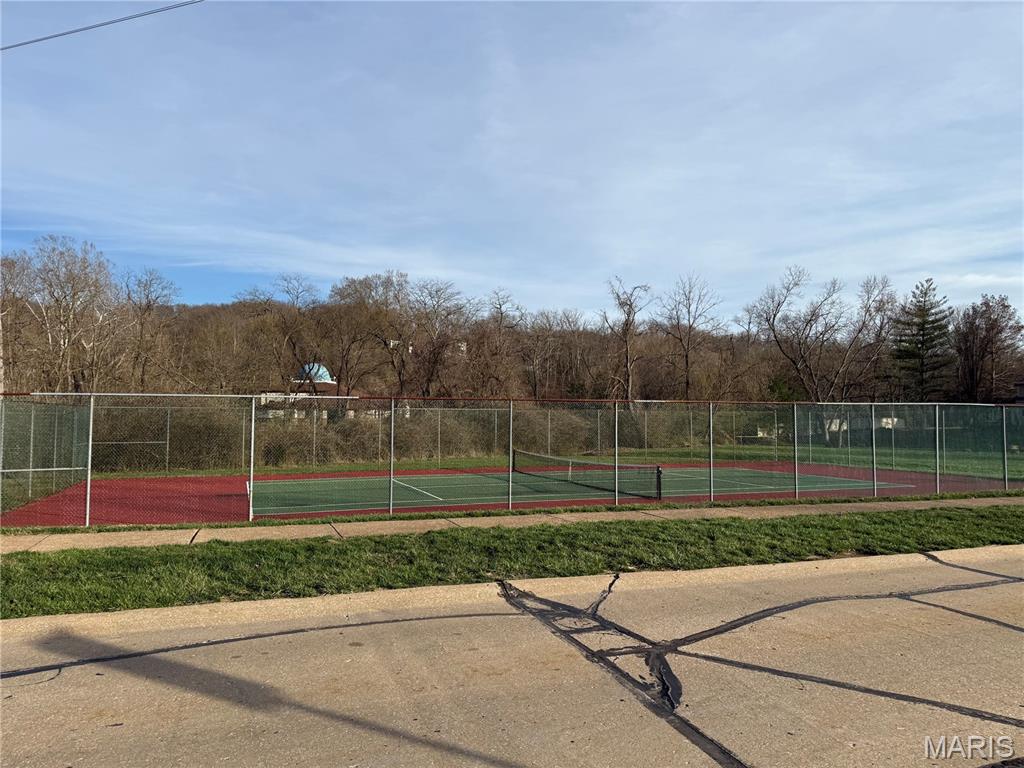 583 Mcbride Pointe Drive, Wildwood, MO, 63011