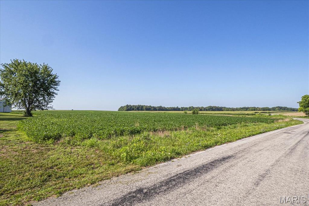 Xxx Kk Road, Waterloo, IL, 62298