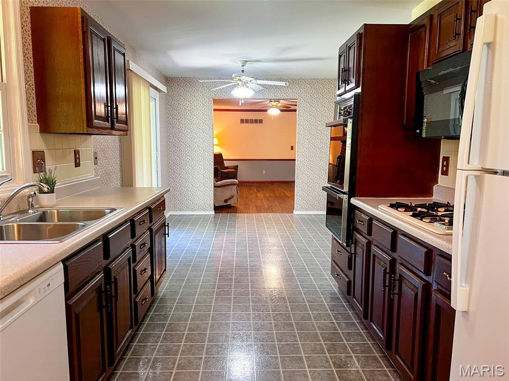 9923 Regalton Court, Unincorporated, MO, 63123