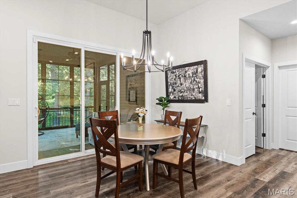 6107 Chantilly Bend, Waterloo, IL, 62298