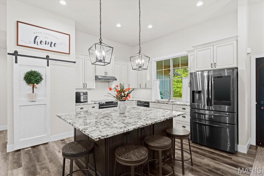 6107 Chantilly Bend, Waterloo, IL, 62298