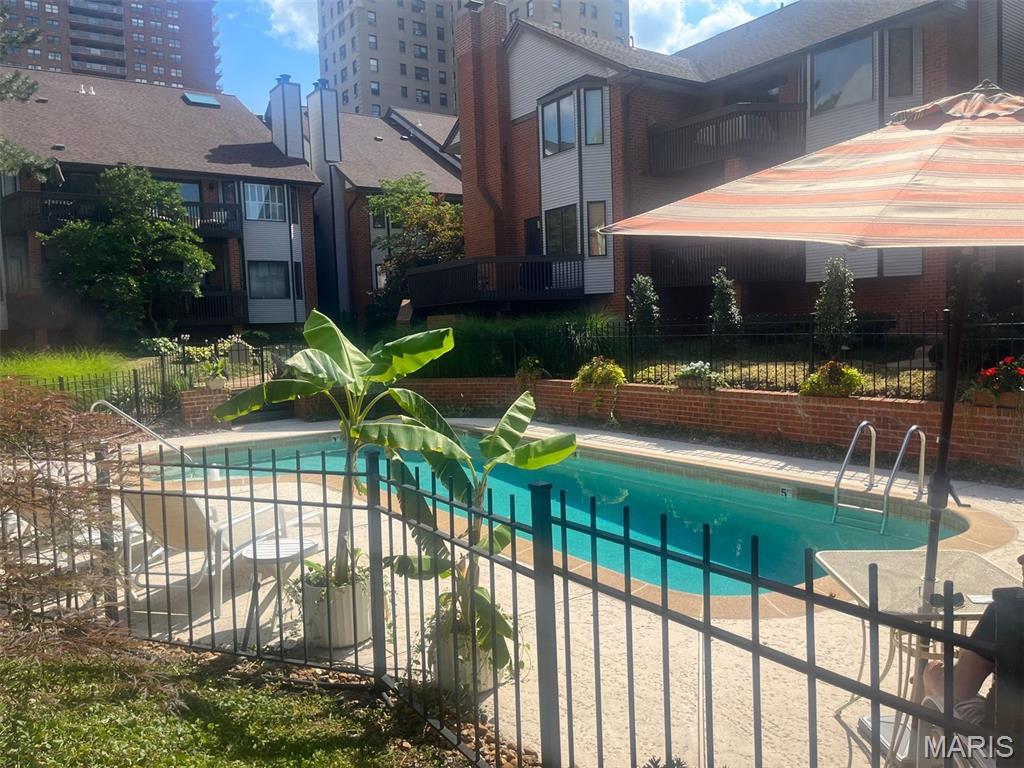 4444 Lindell Boulevard #6, St Louis, MO, 63108-2473