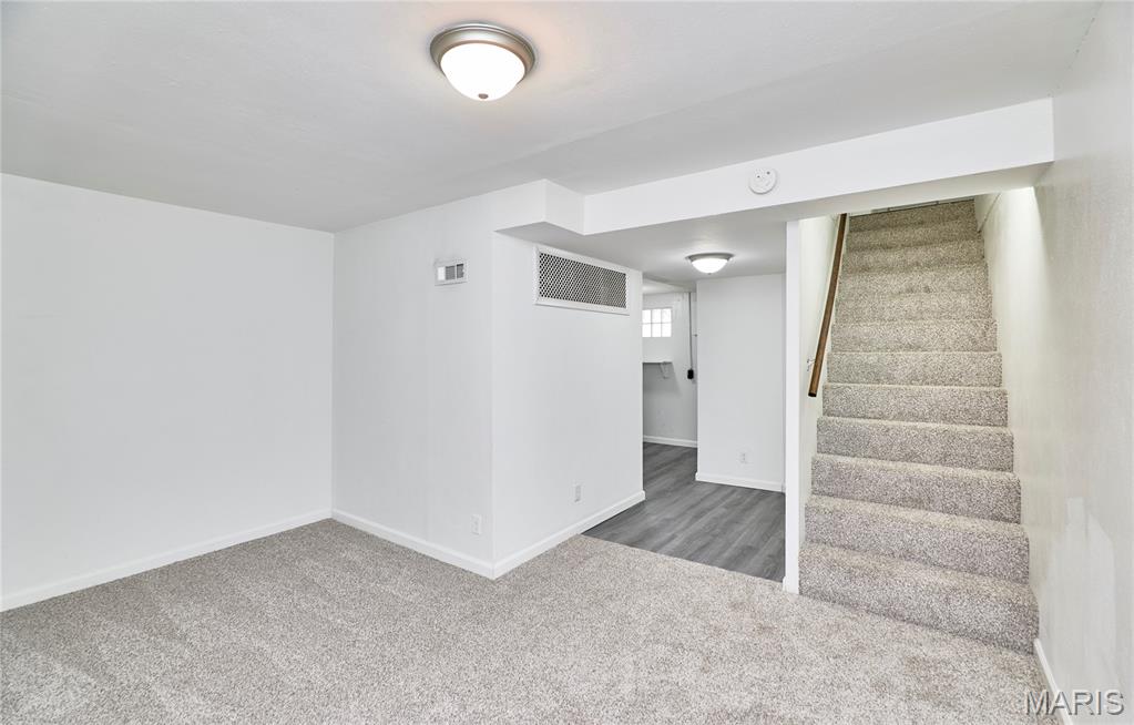 17 Ridgemoor Drive, Fenton, MO, 63026