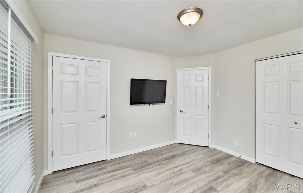 17 Ridgemoor Drive, Fenton, MO, 63026