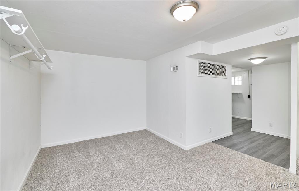 17 Ridgemoor Drive, Fenton, MO, 63026