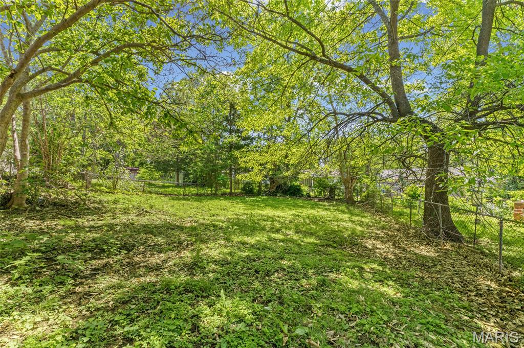 1708 Dellwood Court, St Louis, MO, 63136