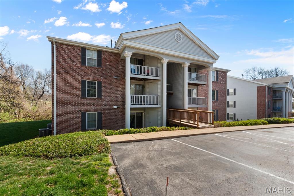 7617 Triwoods Drive #D, St Louis, MO, 63119