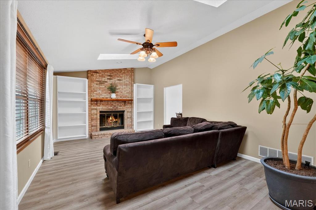 943 Meadowview Lane, Columbia, IL, 62236-1057