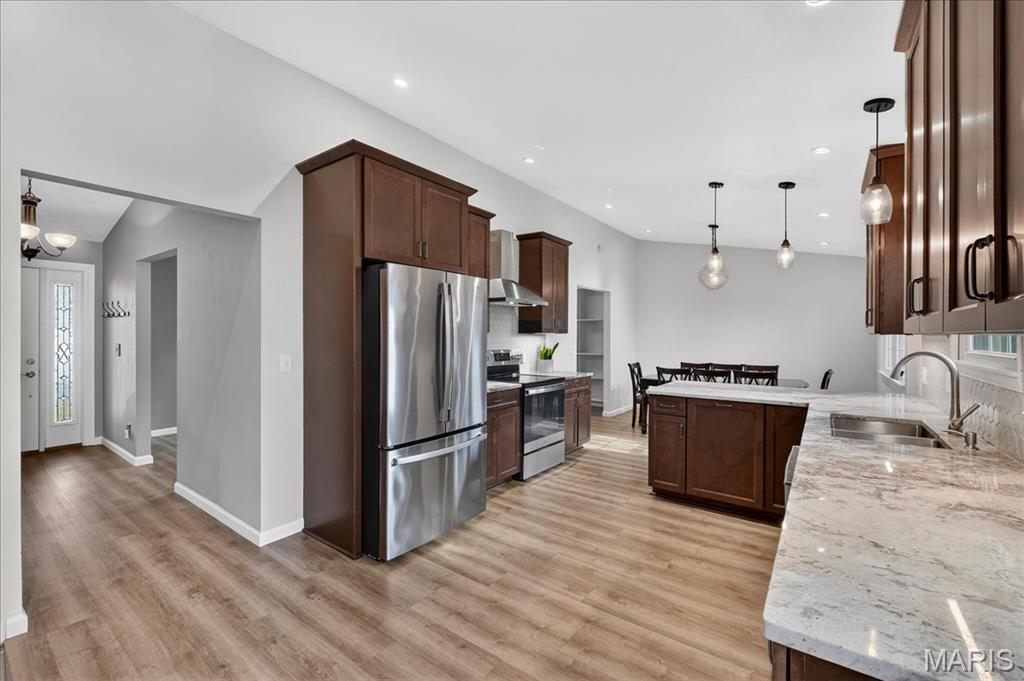 943 Meadowview Lane, Columbia, IL, 62236-1057
