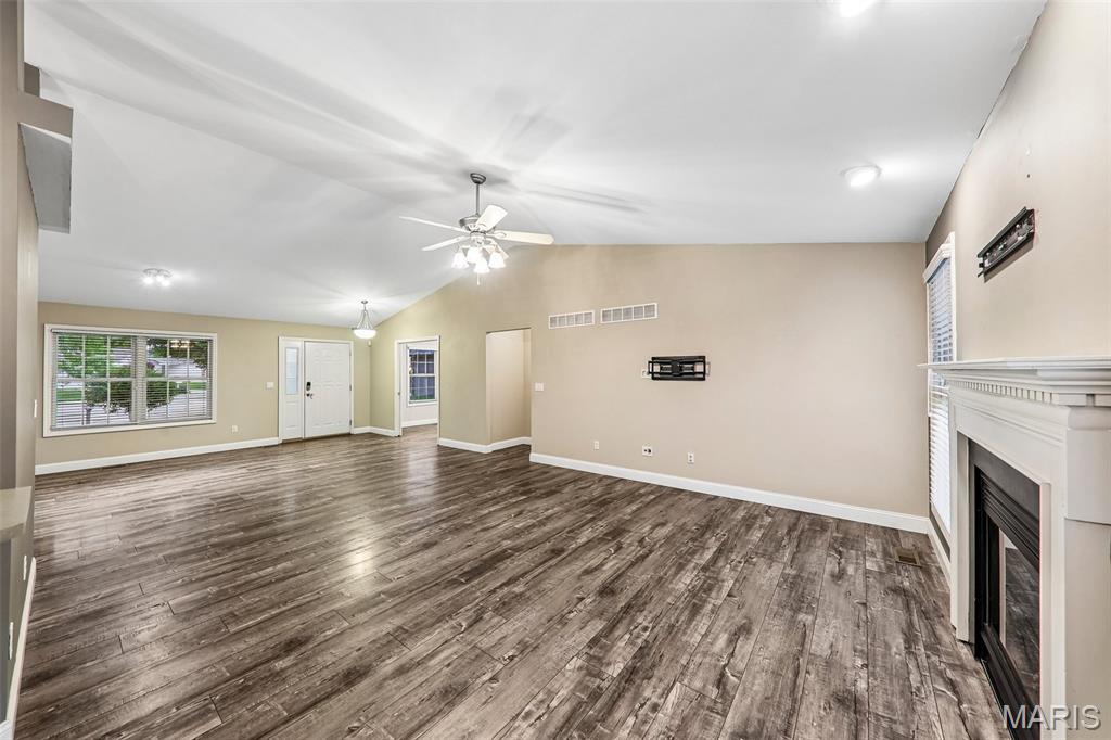 1433 Sportsmans Court, O'Fallon, MO, 63366