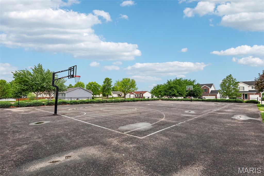1433 Sportsmans Court, O'Fallon, MO, 63366
