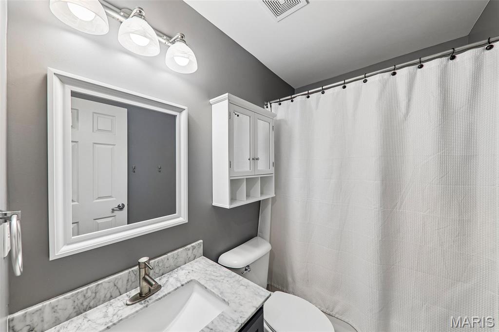 1433 Sportsmans Court, O'Fallon, MO, 63366