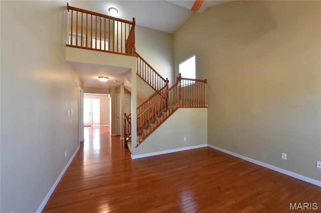 1712 Preston Centre Drive, Fenton, MO, 63026-6610