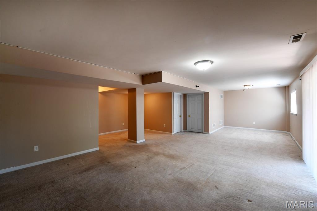 1712 Preston Centre Drive, Fenton, MO, 63026-6610