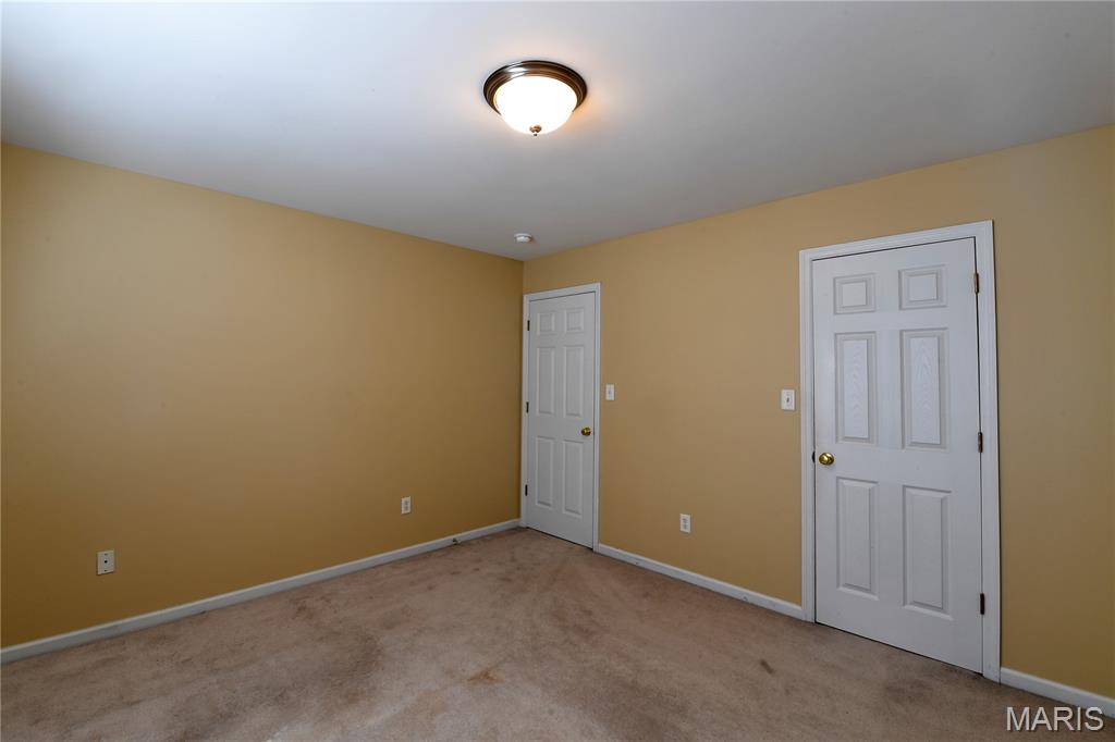 1712 Preston Centre Drive, Fenton, MO, 63026-6610