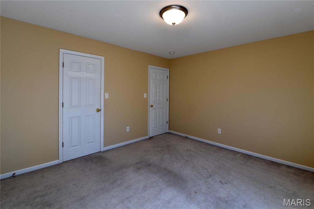 1712 Preston Centre Drive, Fenton, MO, 63026-6610