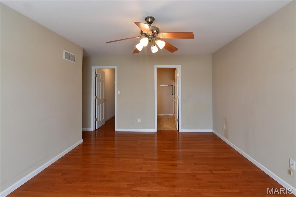 1712 Preston Centre Drive, Fenton, MO, 63026-6610