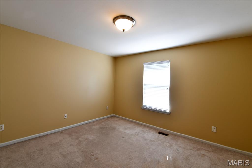 1712 Preston Centre Drive, Fenton, MO, 63026-6610